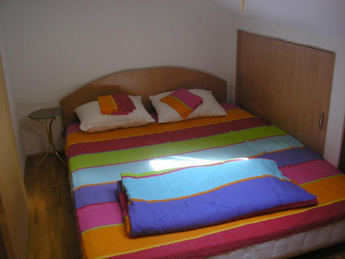Apartamento Suncano Potkrovje U Centru Skopie Exterior foto